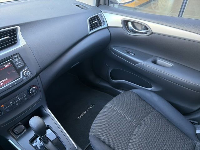 Used 2018 Nissan Sentra S image 33