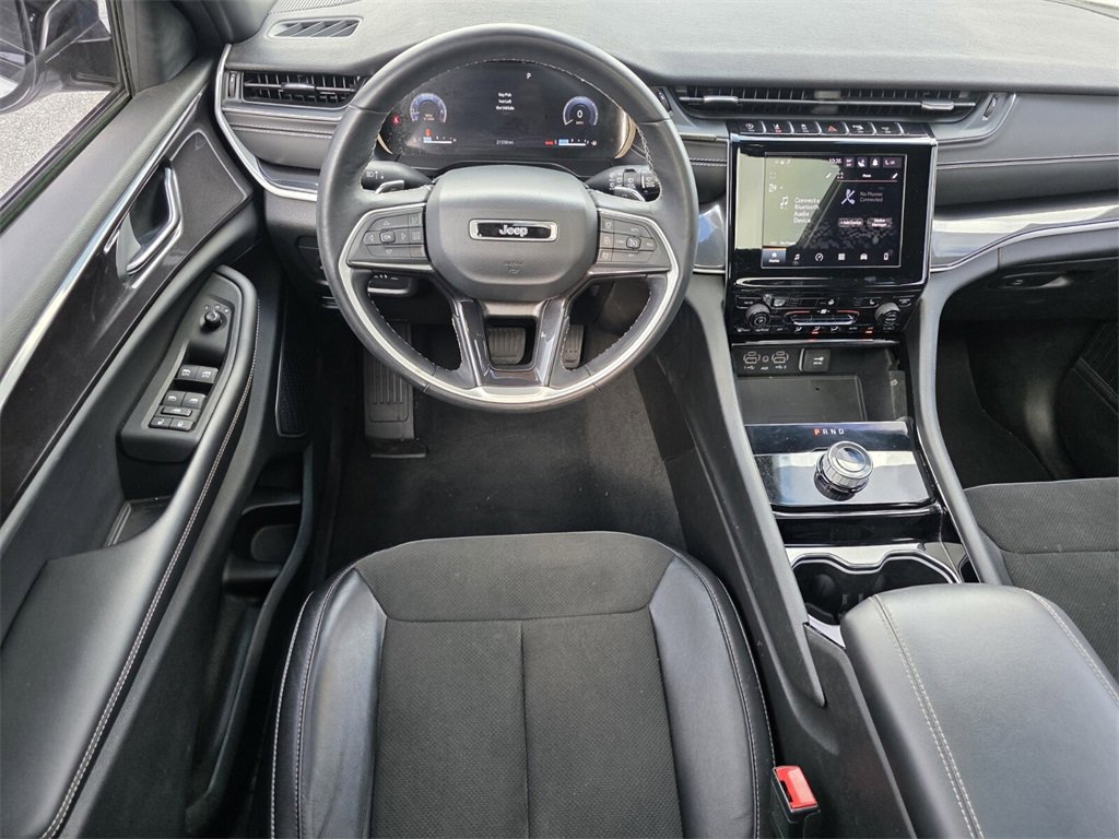 Used 2022 Jeep Grand Cherokee Altitude image 13