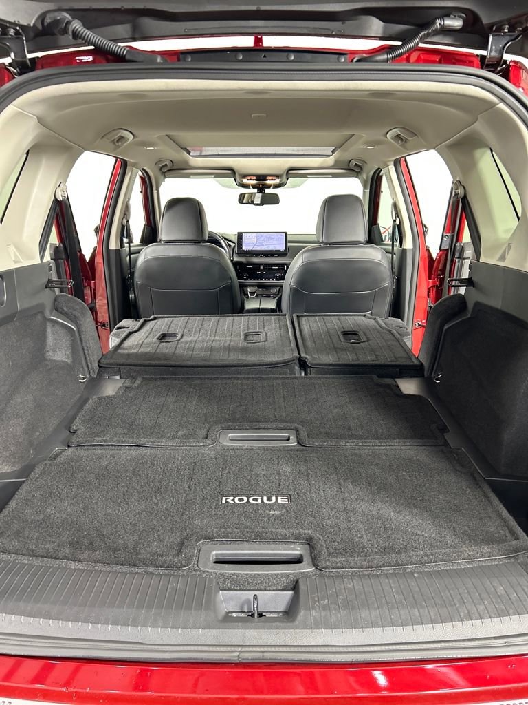 Used 2024 Nissan Rogue SL w/ SL Premium Package image 22
