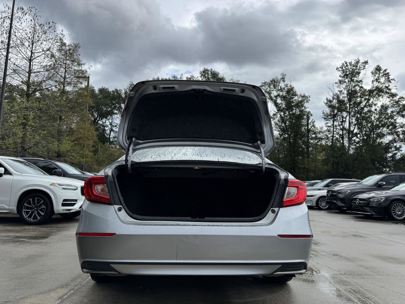 Used 2020 Honda Accord LX image 19