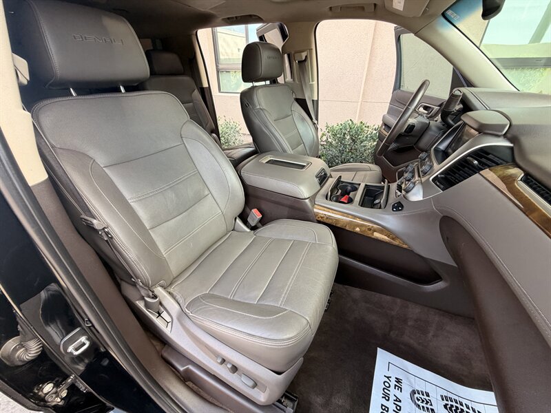 Used 2015 GMC Yukon XL Denali w/ Touring Package AWD/4WD image 29