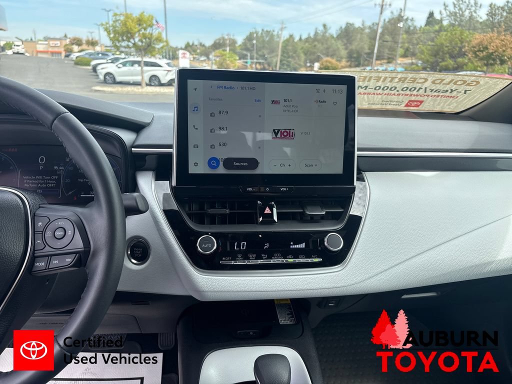 Certified 2026 Toyota Corolla SE w/ SE Package FWD image 17