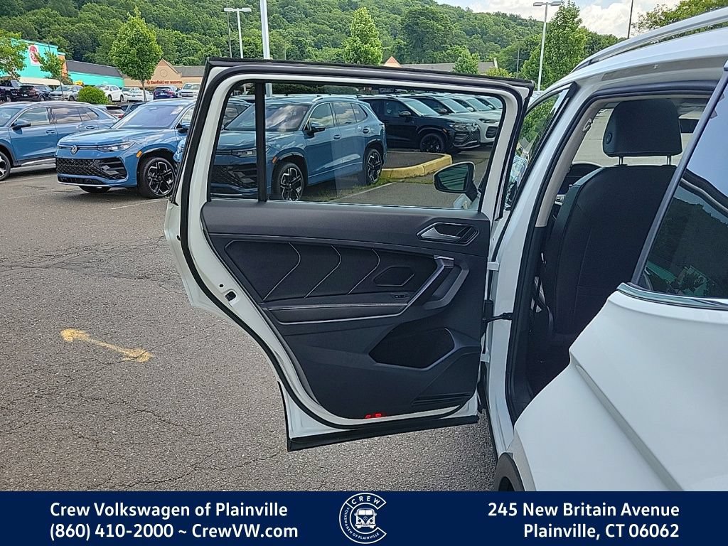 Certified 2022 Volkswagen Tiguan SE AWD/4WD image 47
