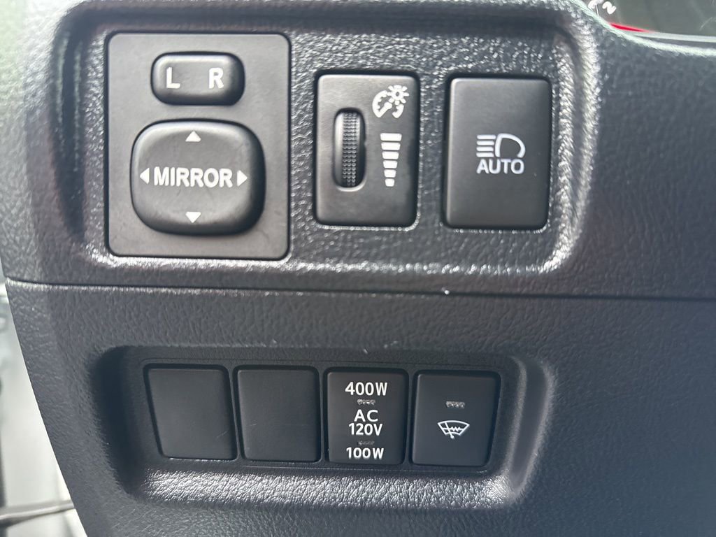 Used 2024 Toyota 4Runner TRD Off-Road Premium image 31