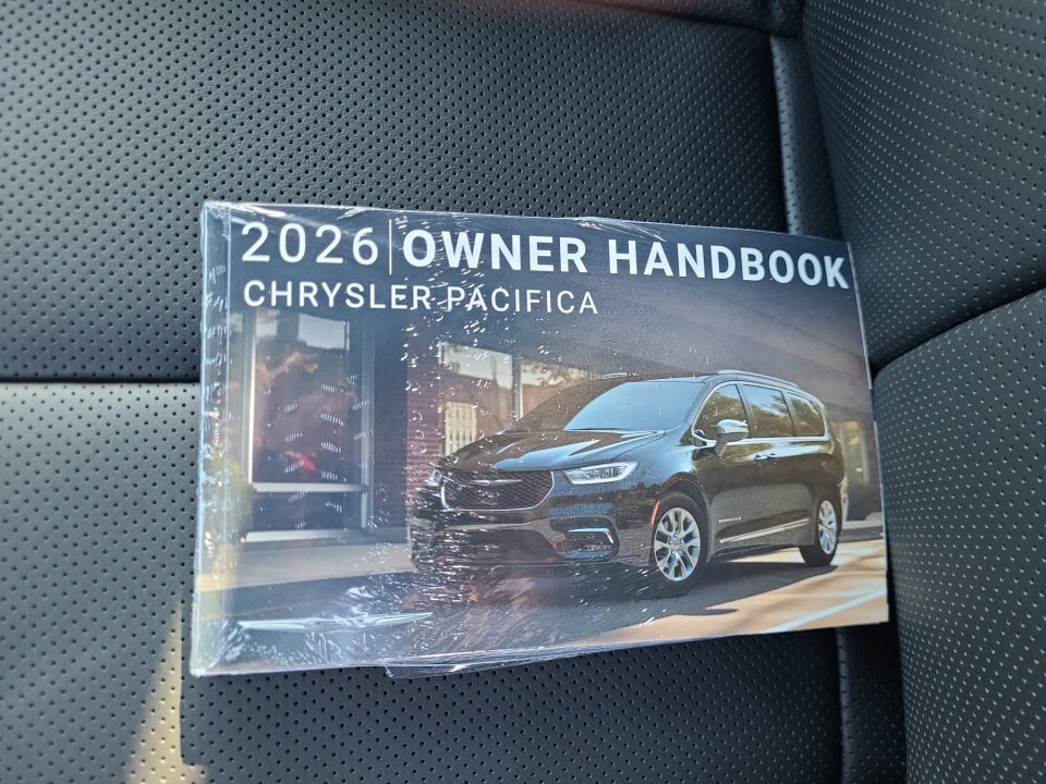 New 2026 Chrysler Pacifica Limited w/ S Appearance Package image 34