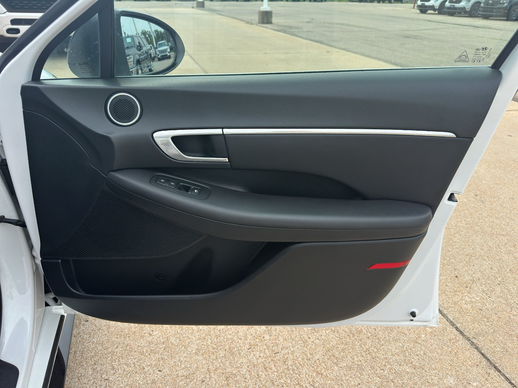 Used 2023 Hyundai Sonata SEL FWD image 30