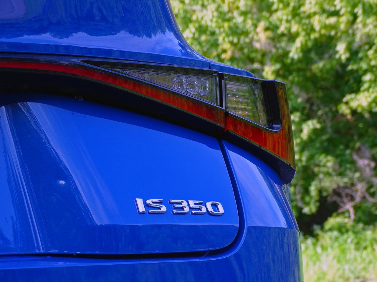 Used 2021 Lexus IS 350 F Sport w/ Accessory Package RWD image 10