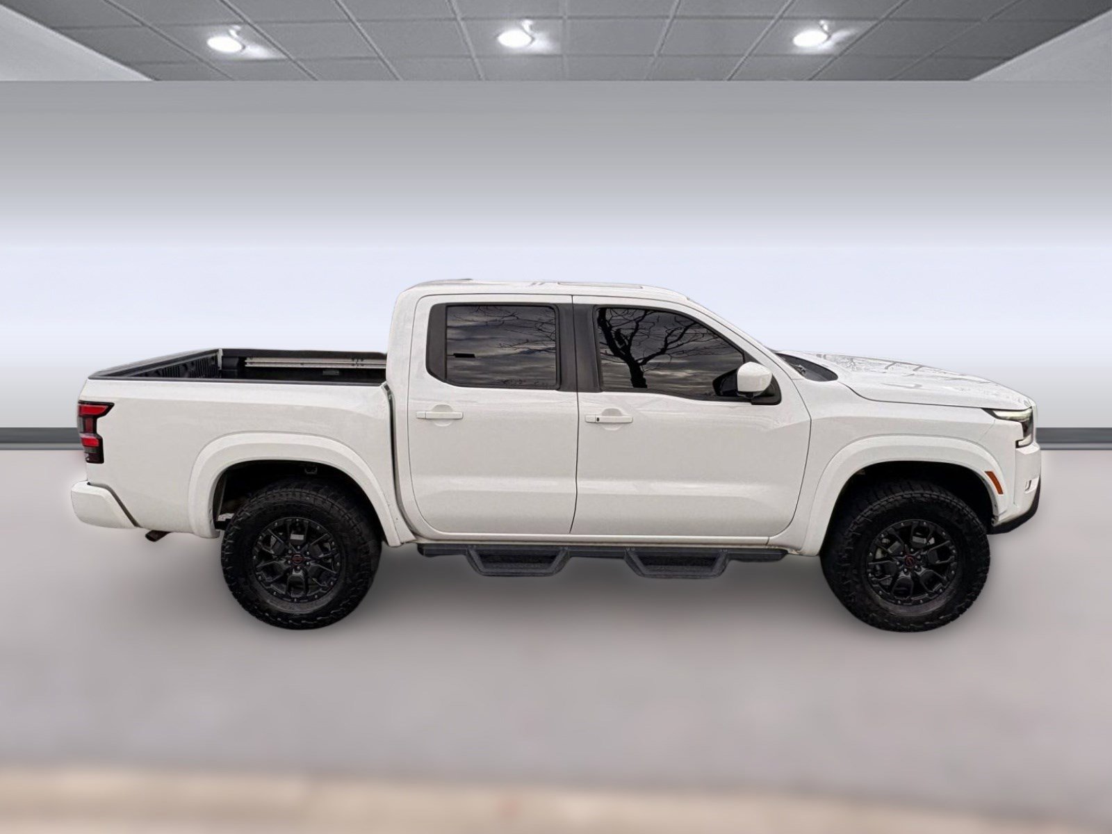 Used 2022 Nissan Frontier PRO-4X w/ Pro-4X Premium Package image 8