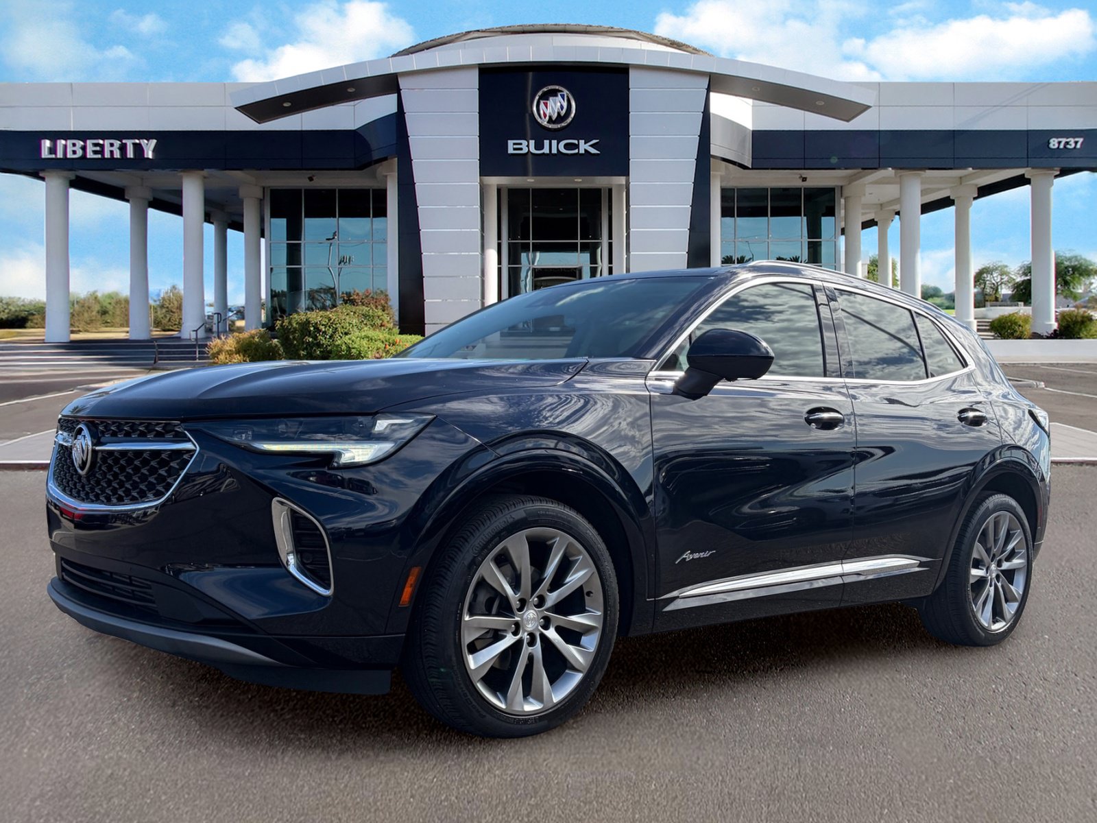 Used 2021 Buick Envision Avenir w/ Technology Package II FWD image 5