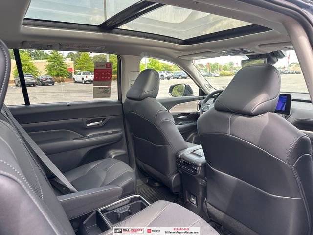New 2026 Toyota Grand Highlander Platinum AWD/4WD image 13