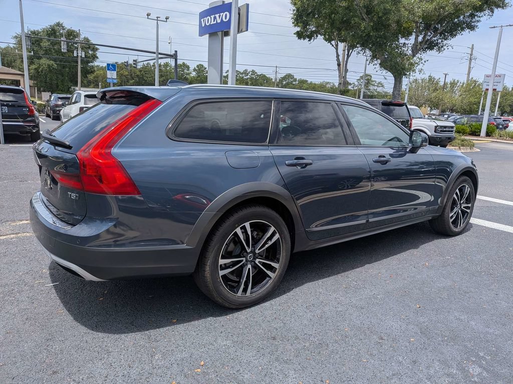 Used 2019 Volvo V90 T5 Cross Country w/ Protection Package Premier AWD/4WD image 5