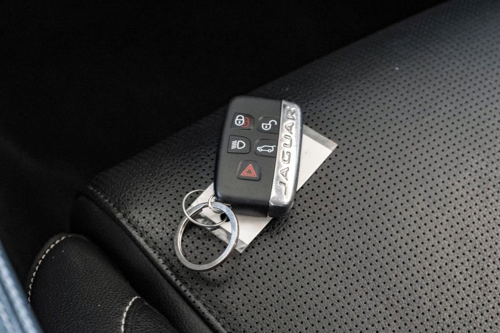 Used 2017 Jaguar F-PACE S image 72