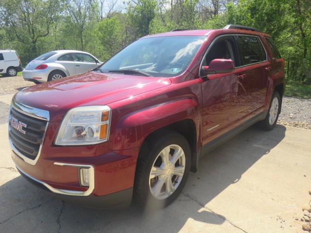 Used 2017 GMC Terrain SLE w/ Driver Alert Package I AWD/4WD image 3