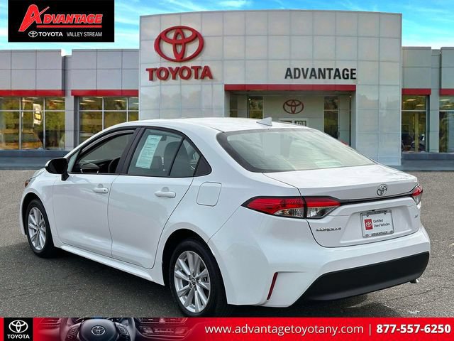 Used 2025 Toyota Corolla LE FWD image 10