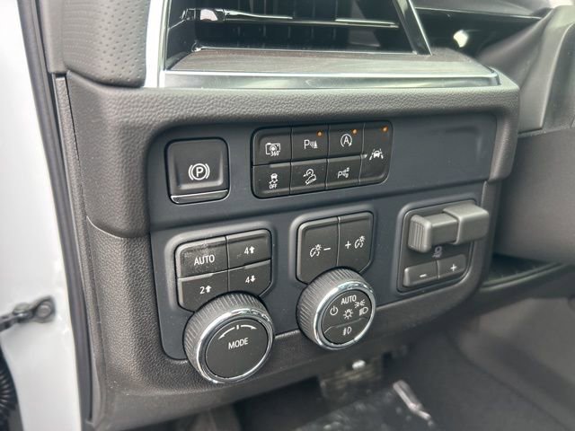 New 2026 Chevrolet Suburban Premier w/ Sun And Tow Package image 11