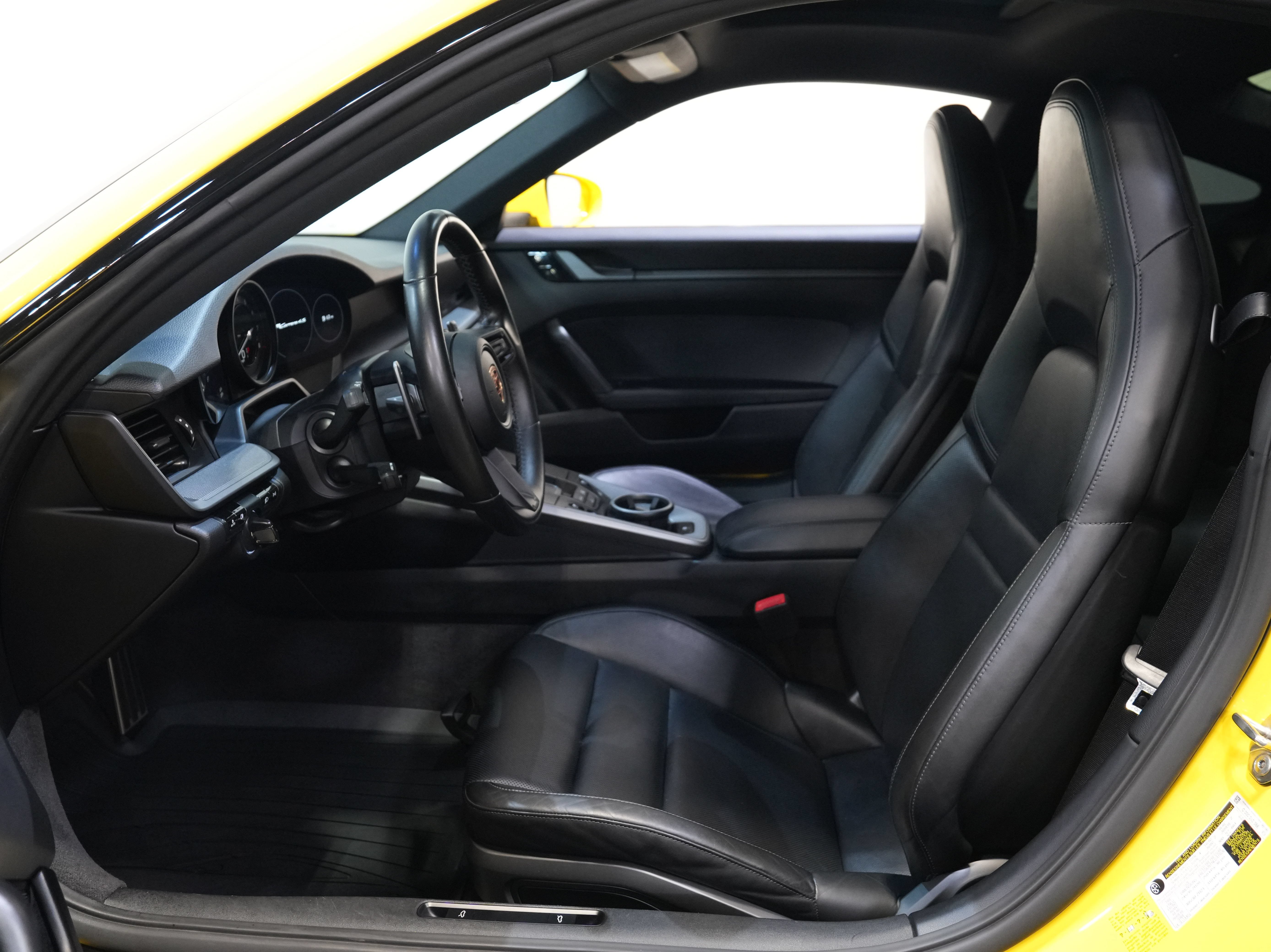 Used 2020 Porsche 911 Carrera 4S w/ Sport Package AWD/4WD image 26