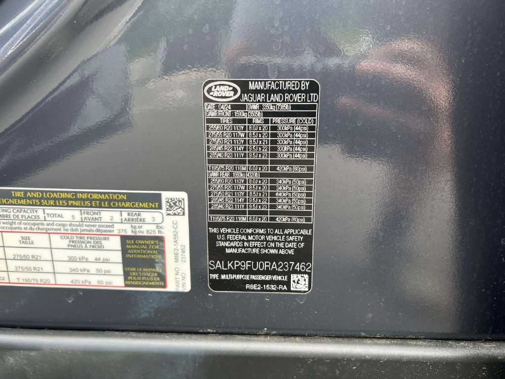 Used 2024 Land Rover Range Rover SE AWD/4WD image 18