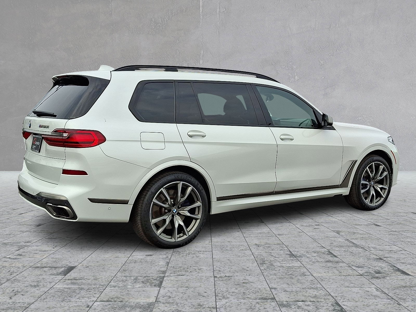 Used 2021 BMW X7 M50i w/ Dynamic Handling Package image 12