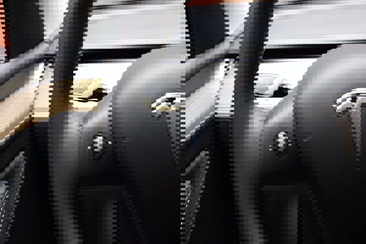 Used 2022 Tesla Model Y Long Range image 47