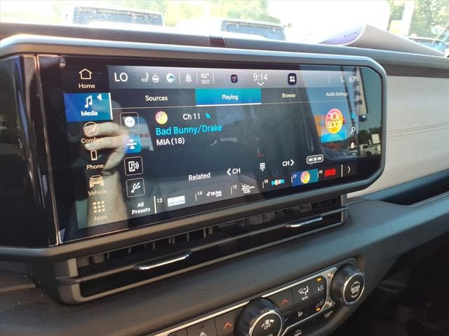 Used 2025 Jeep Gladiator Sport AWD/4WD image 22