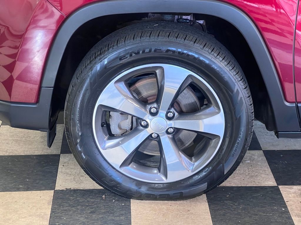 Used 2019 Jeep Cherokee Limited image 54