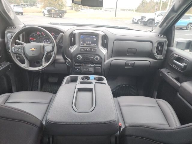 Used 2024 Chevrolet Silverado 3500 W/T image 17