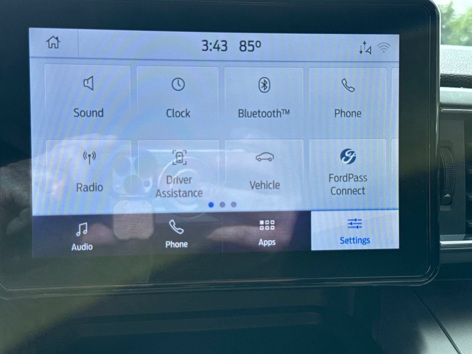 Used 2021 Ford Explorer XLT w/ Equipment Group 202A AWD/4WD image 28