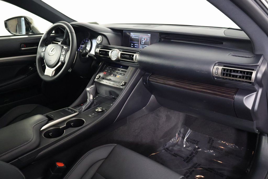 Used 2019 Lexus RC 300 w/ Premium Package RWD image 9