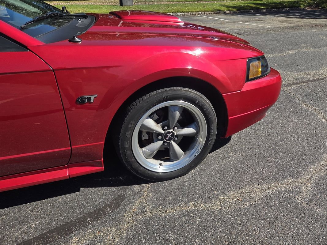 Used 2001 Ford Mustang GT image 18