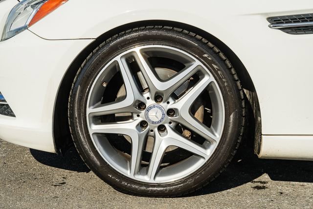 Used 2016 Mercedes-Benz SLK 300 image 16