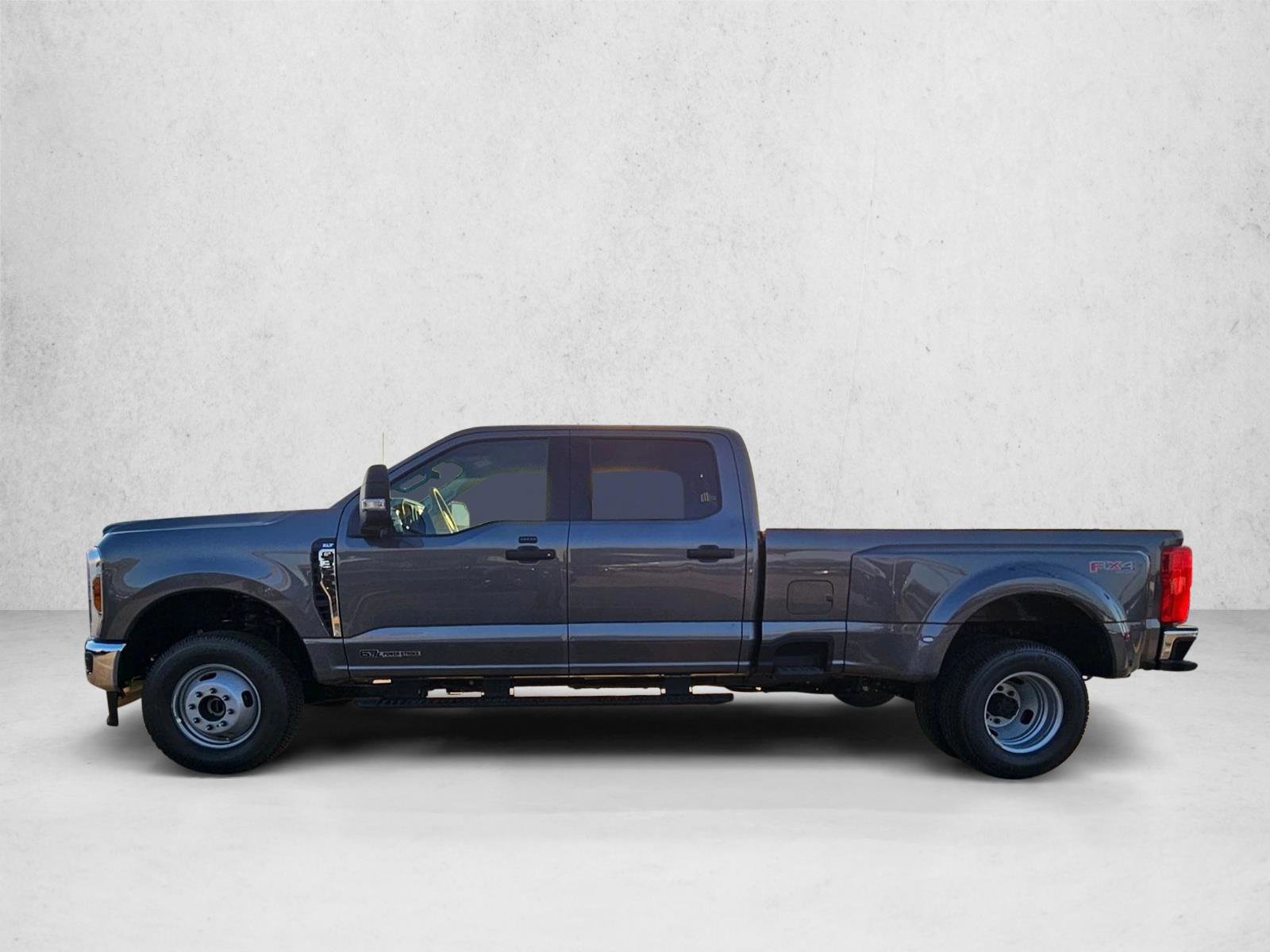 New 2026 Ford F350 XLT w/ FX4 Off-Road Package AWD/4WD image 5