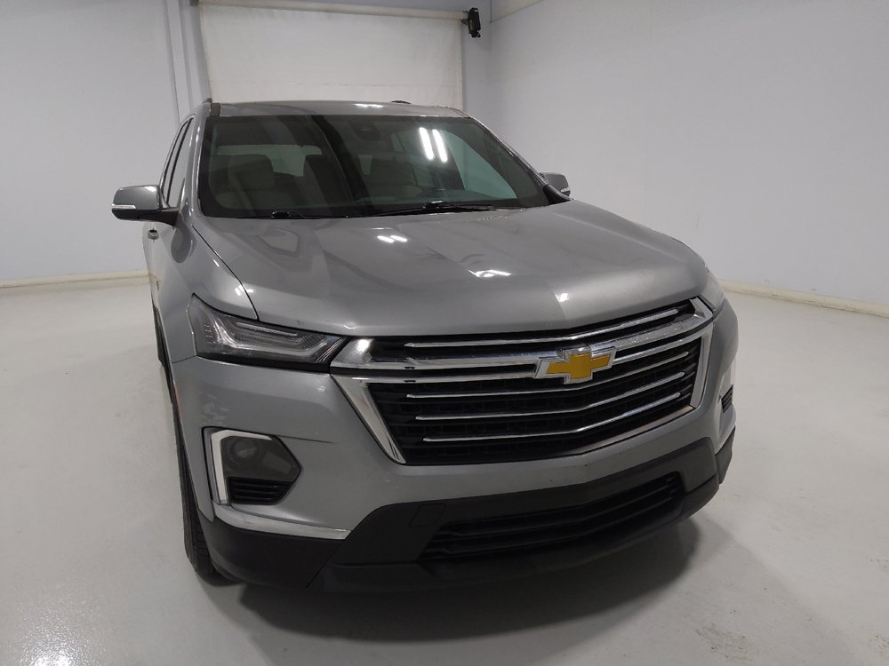 Used 2023 Chevrolet Traverse LT w/ LPO, Cargo Package AWD/4WD image 14