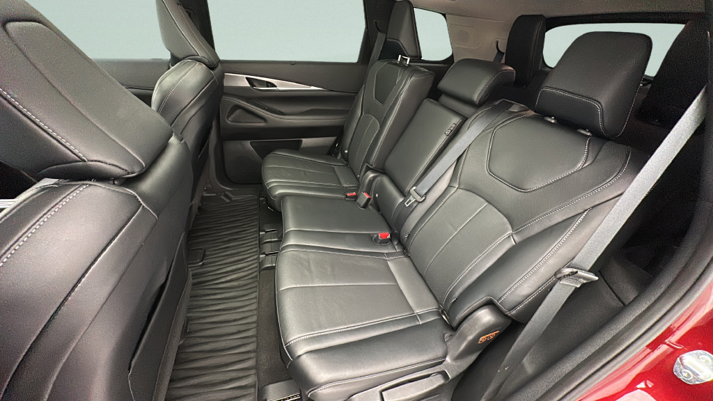 Used 2024 INFINITI QX60 Luxe w/ Cargo Package AWD/4WD image 12