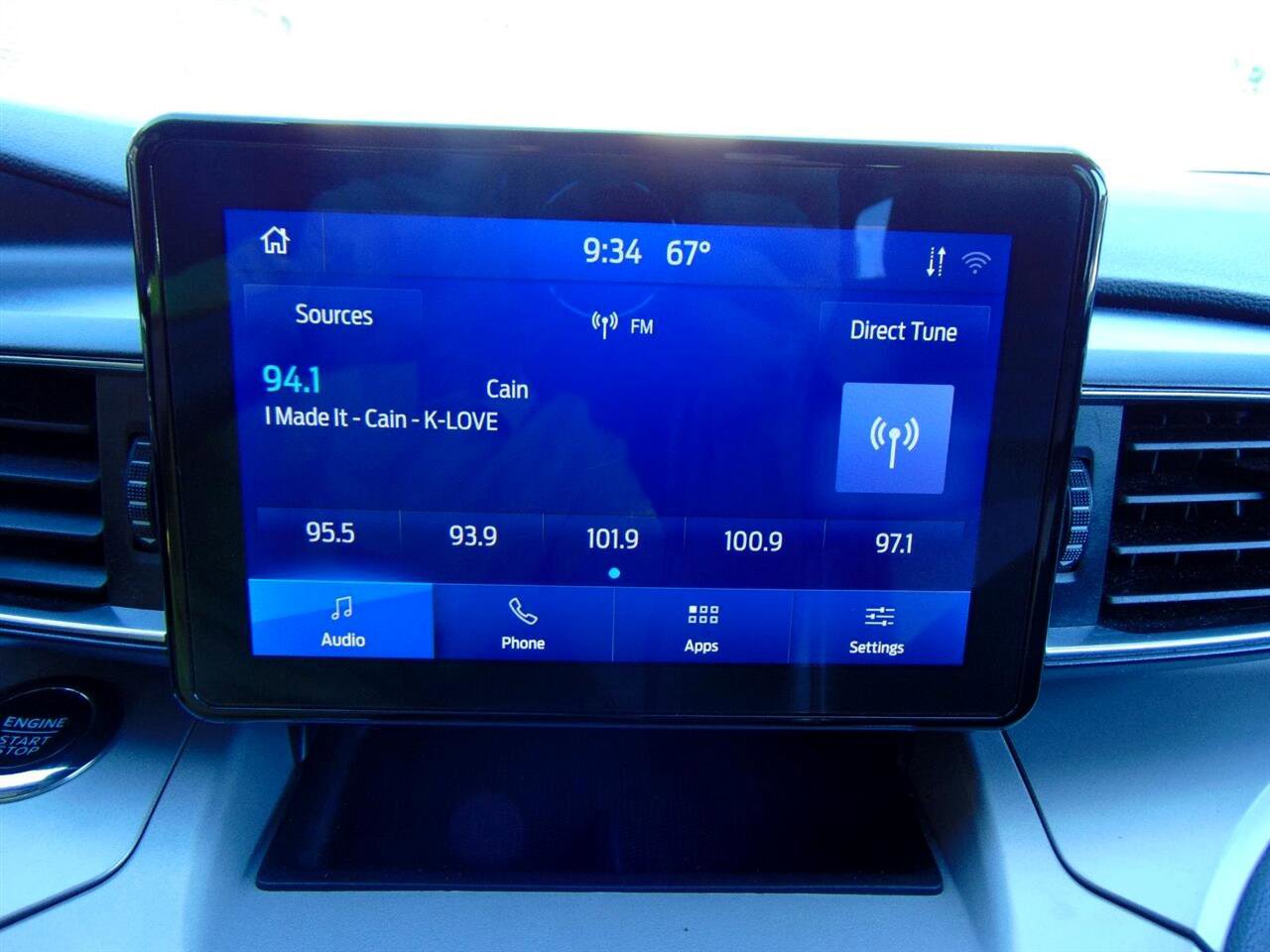 Used 2023 Ford Explorer XLT w/ Equipment Group 202A image 31