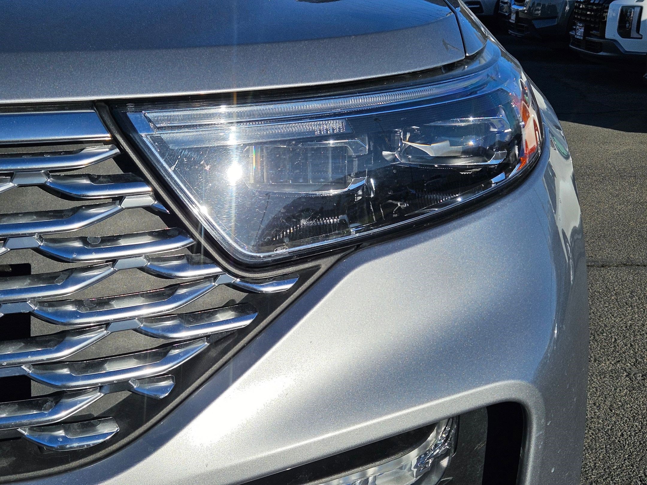 Used 2023 Ford Explorer Platinum w/ Technology Package image 13