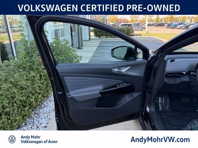 Used 2023 Volkswagen ID.4 Pro S AWD/4WD image 14