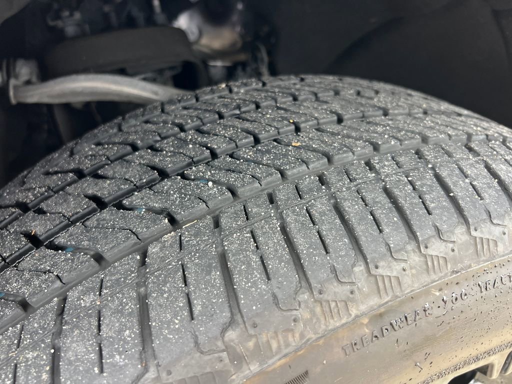 Used 2022 Chevrolet Tahoe LT w/ LT Signature Plus Package image 30