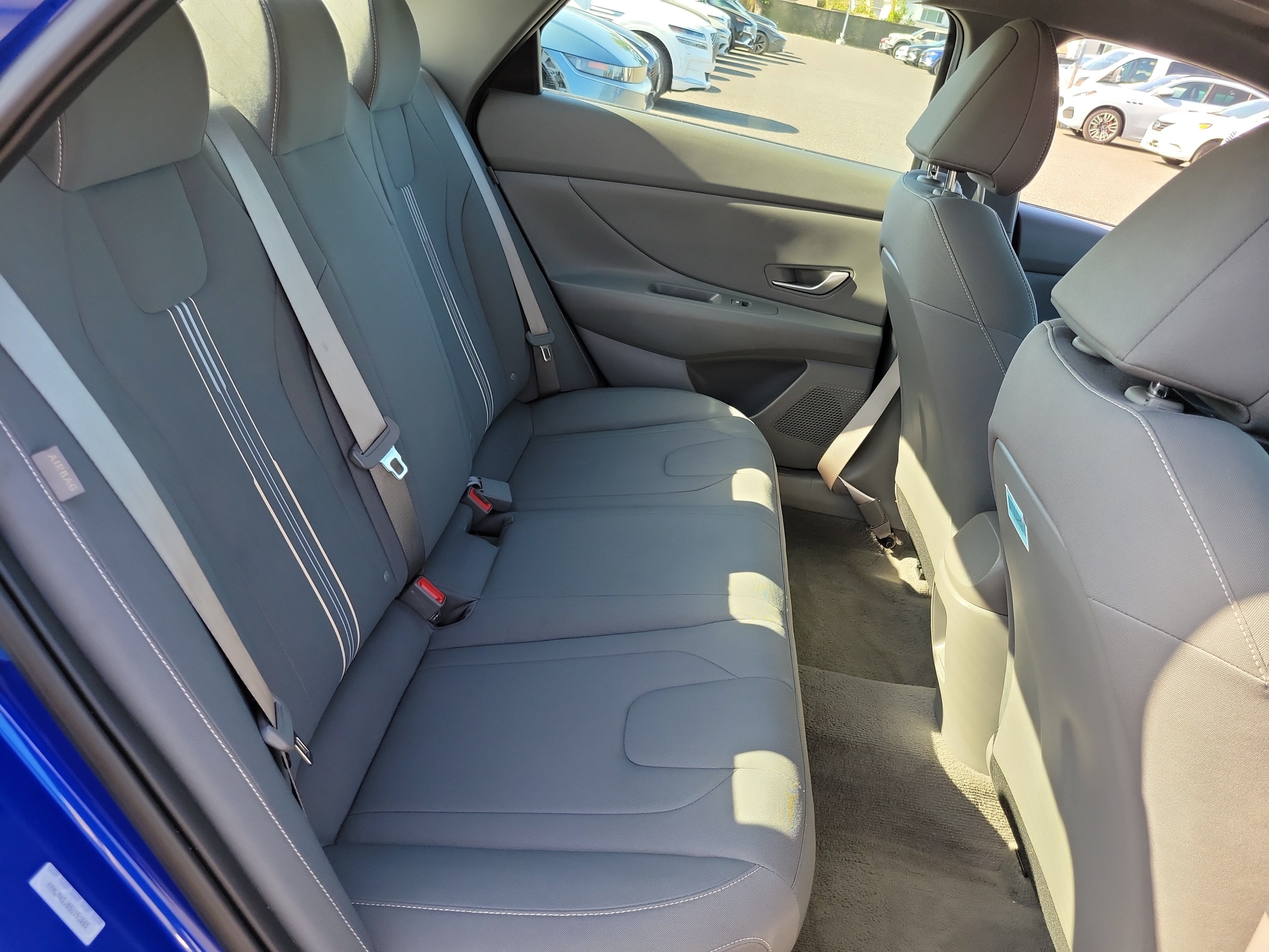 Certified 2025 Hyundai Elantra Hybrid FWD image 24