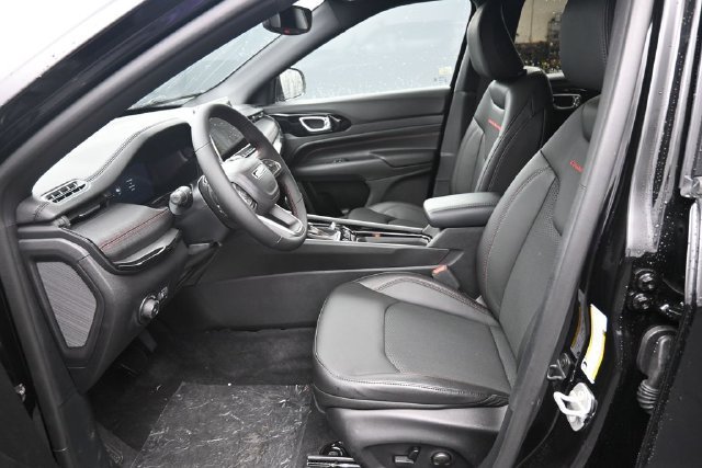 New 2026 Jeep Compass Trailhawk AWD/4WD image 14