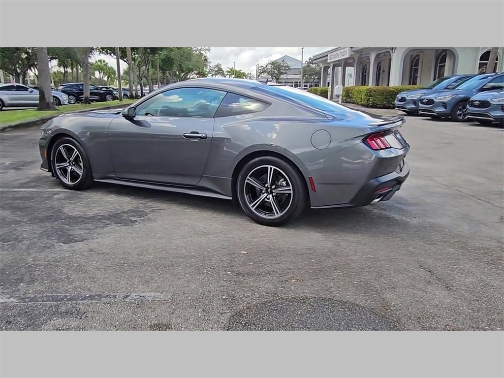 Used 2025 Ford Mustang Premium image 22