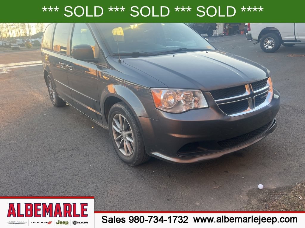 Used 2016 Dodge Grand Caravan SE FWD image 3