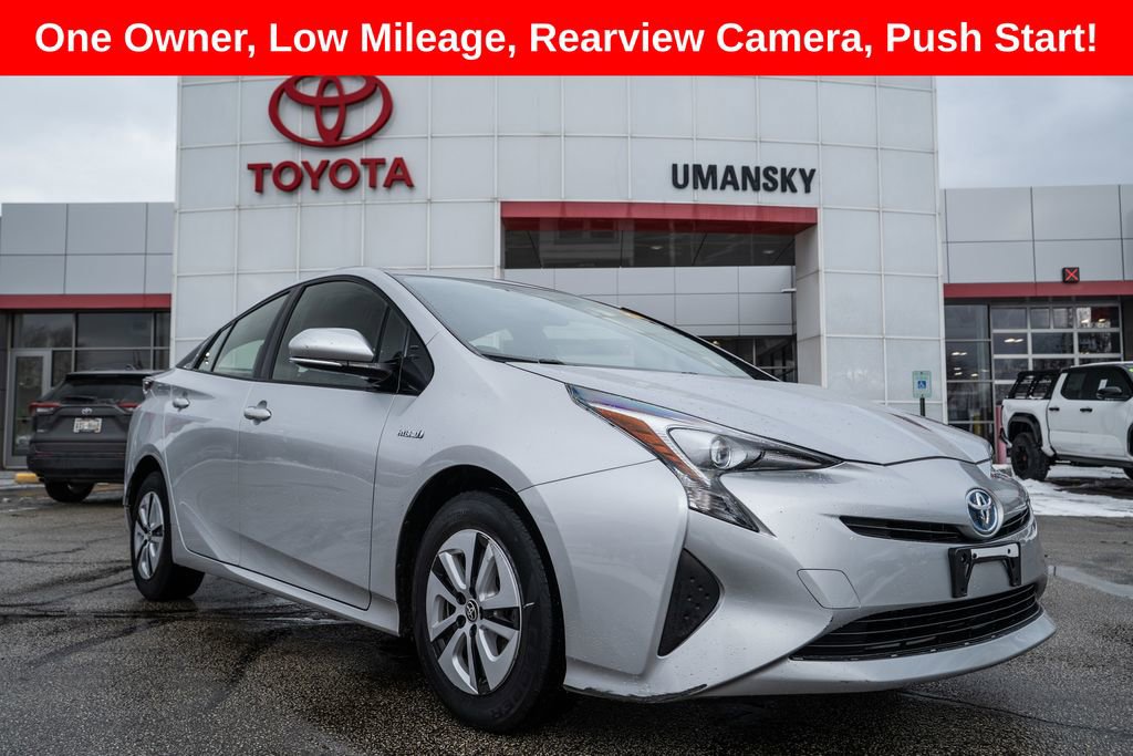 Used 2016 Toyota Prius Three image 1