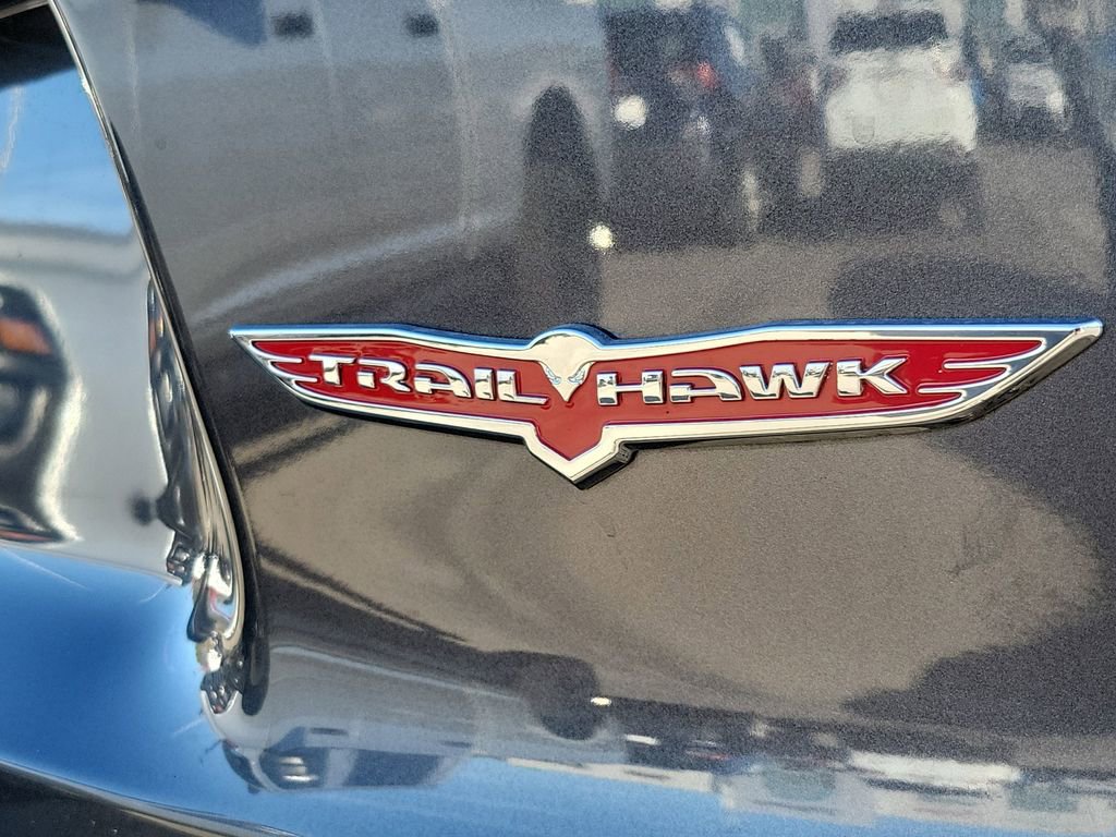 Used 2022 Jeep Cherokee Trailhawk w/ Technology Group B image 39