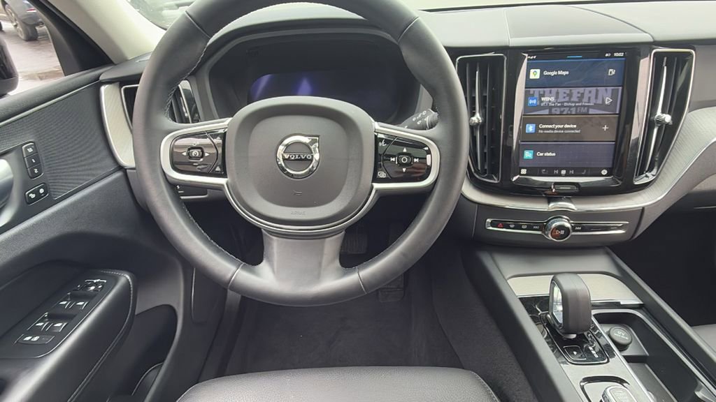Certified 2025 Volvo XC60 B5 Plus w/ Climate Package image 8