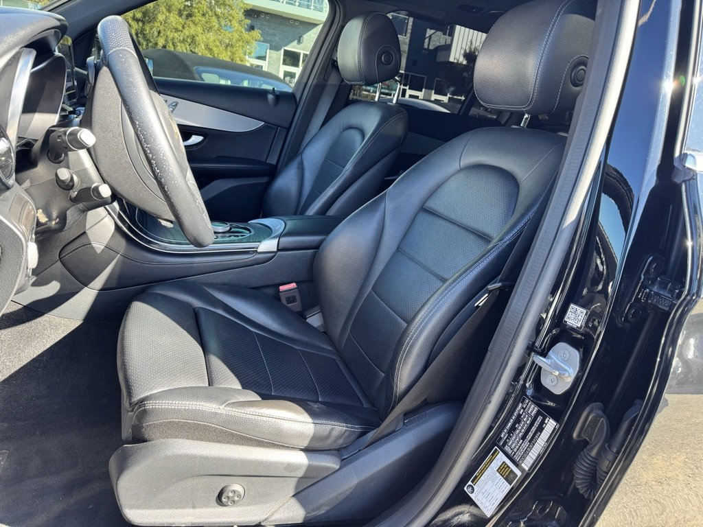 Used 2019 Mercedes-Benz GLC 300 image 13