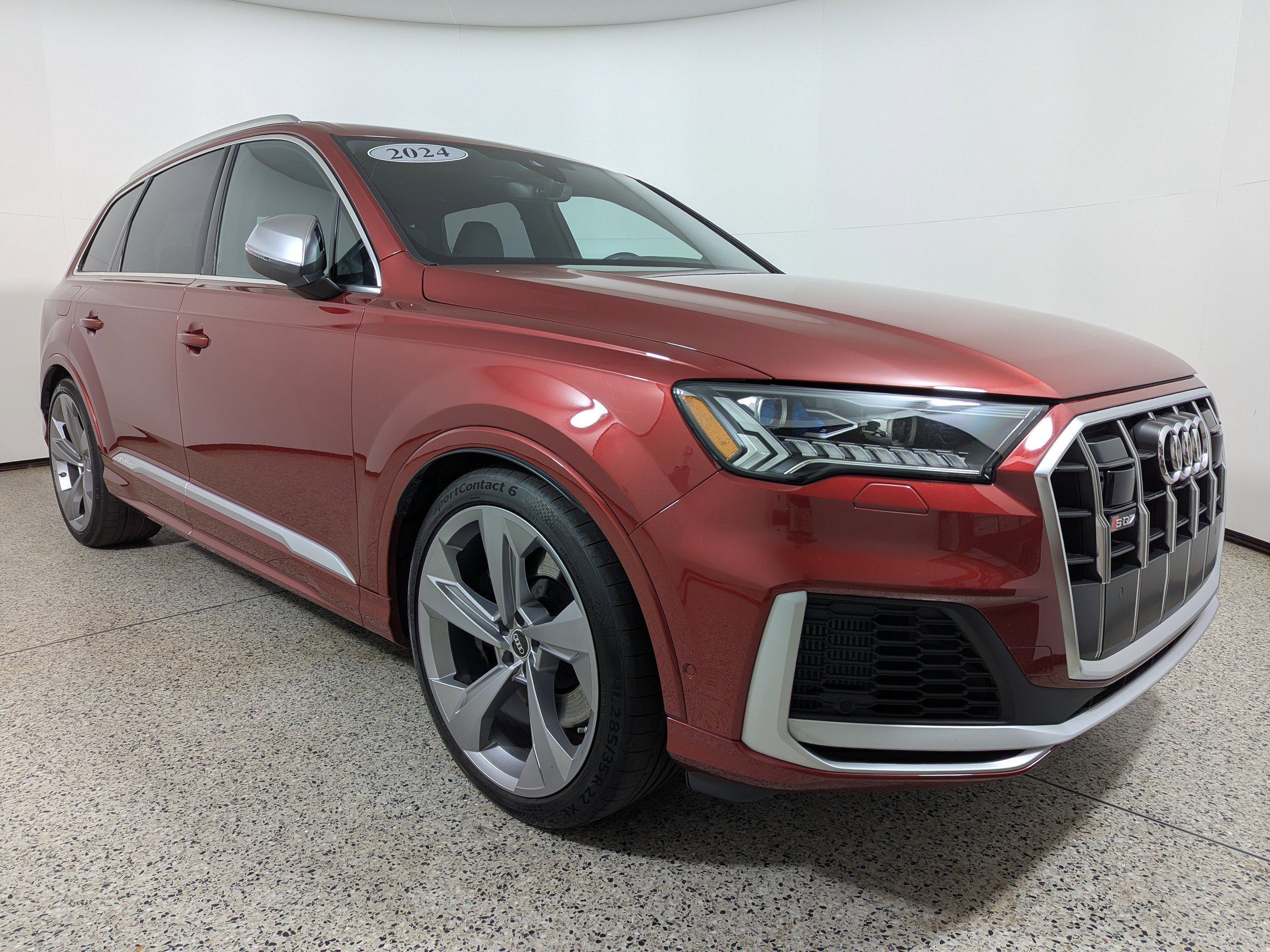 Certified 2024 Audi SQ7 Prestige image 1