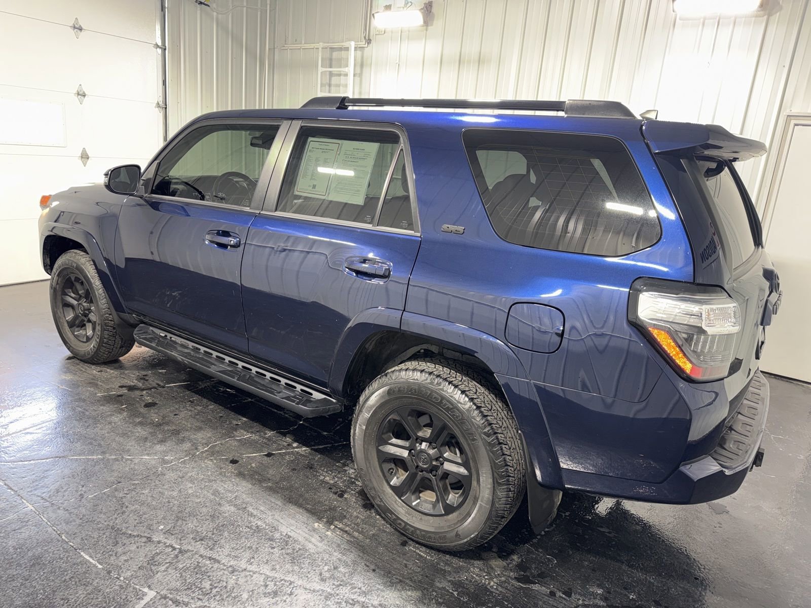 Used 2023 Toyota 4Runner SR5 Premium w/ Moonroof Package image 2