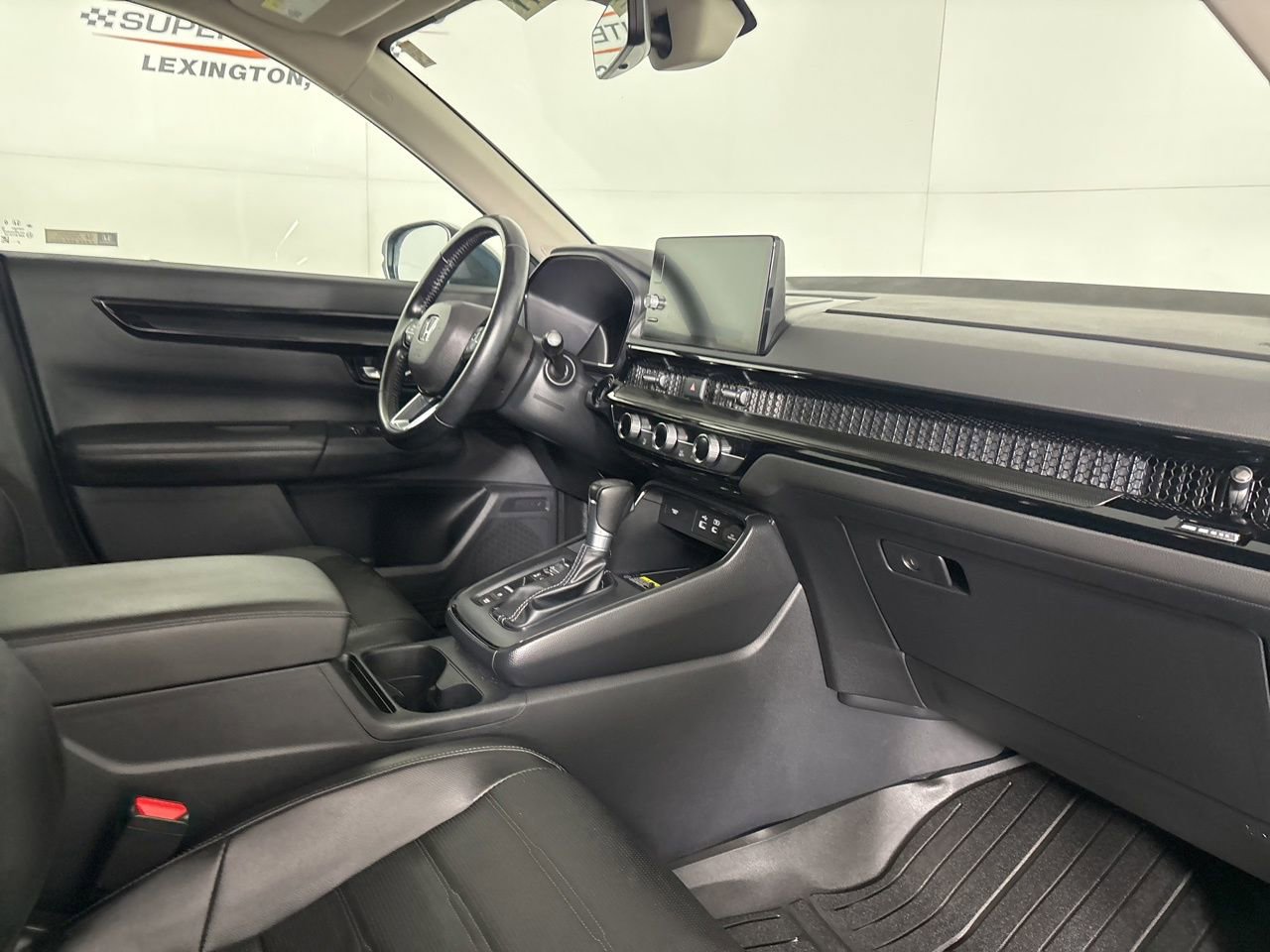 Used 2025 Honda CR-V EX-L image 32