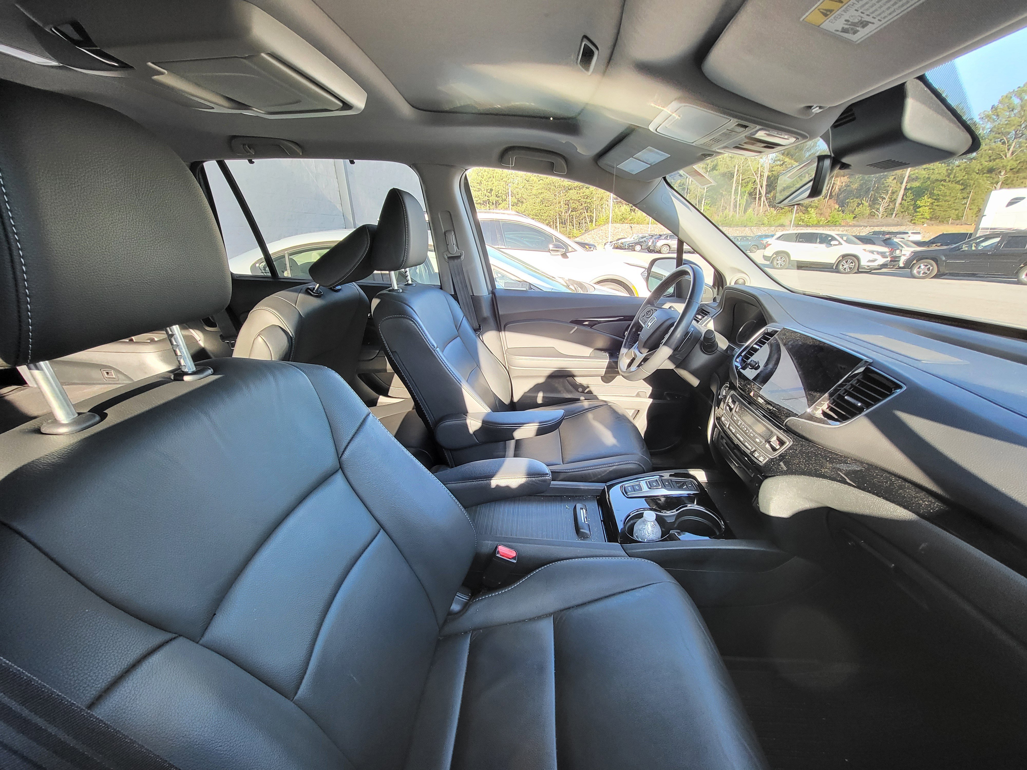 Used 2022 Honda Pilot Touring image 8
