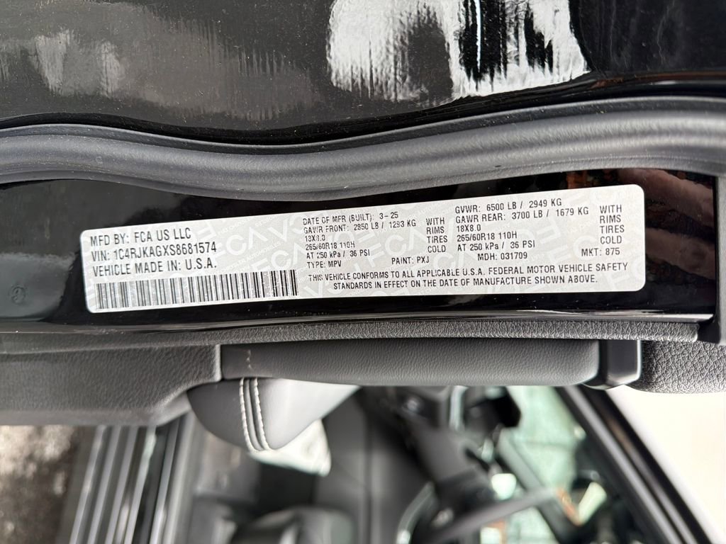 New 2025 Jeep Grand Cherokee L Laredo w/ Luxury Tech Group I image 26